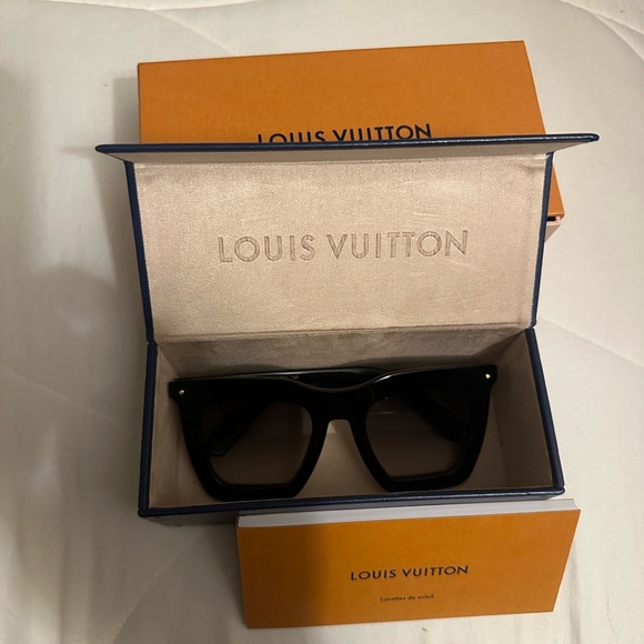 Louis Vuitton La Grande Bellezza Sunglasses BRAND NEW - Picture 1 of 9
